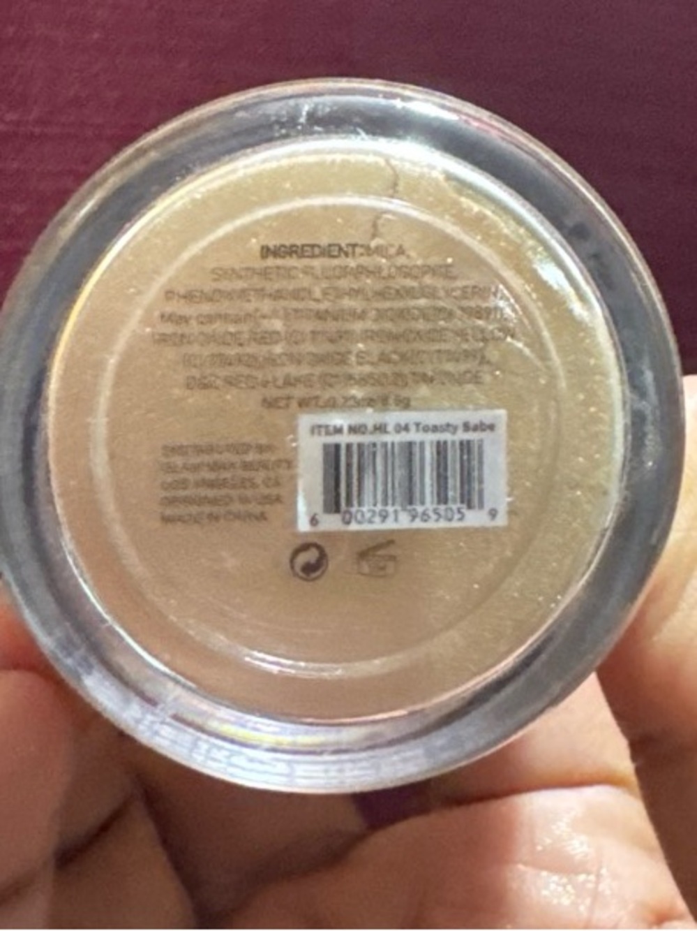 Face & Body Highlighter - Picture 6 of 8